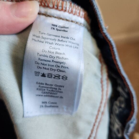 Eddie Bauer Relaxed Fit Straight Leg Jeans Pockets Blue Denim Size 34x30 - Picture 9 of 9